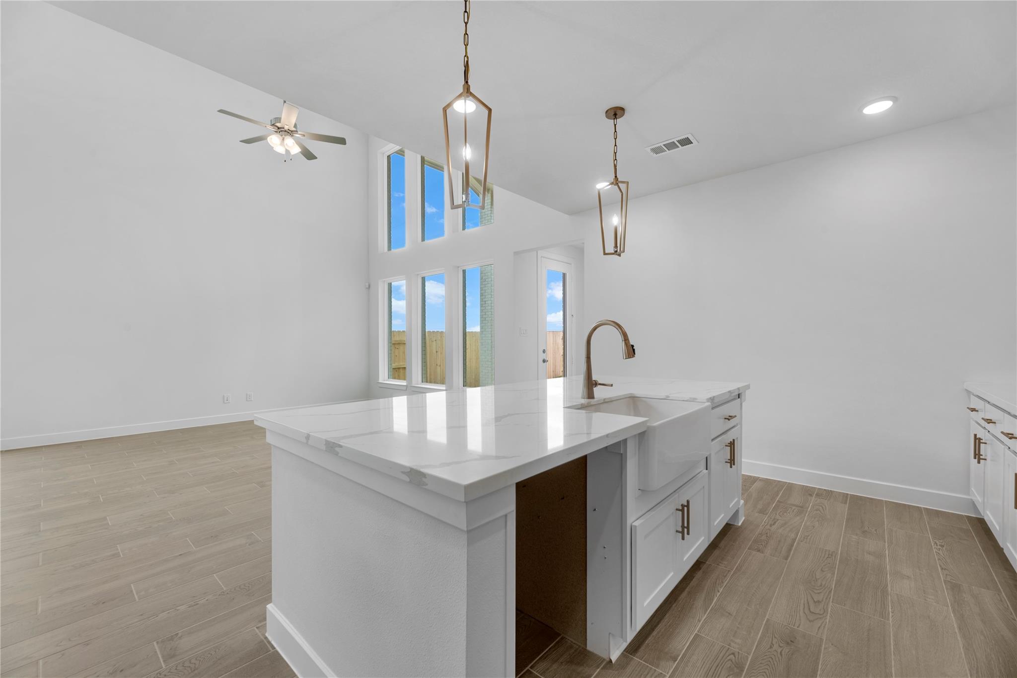 125  Railhead Dr, photo 7