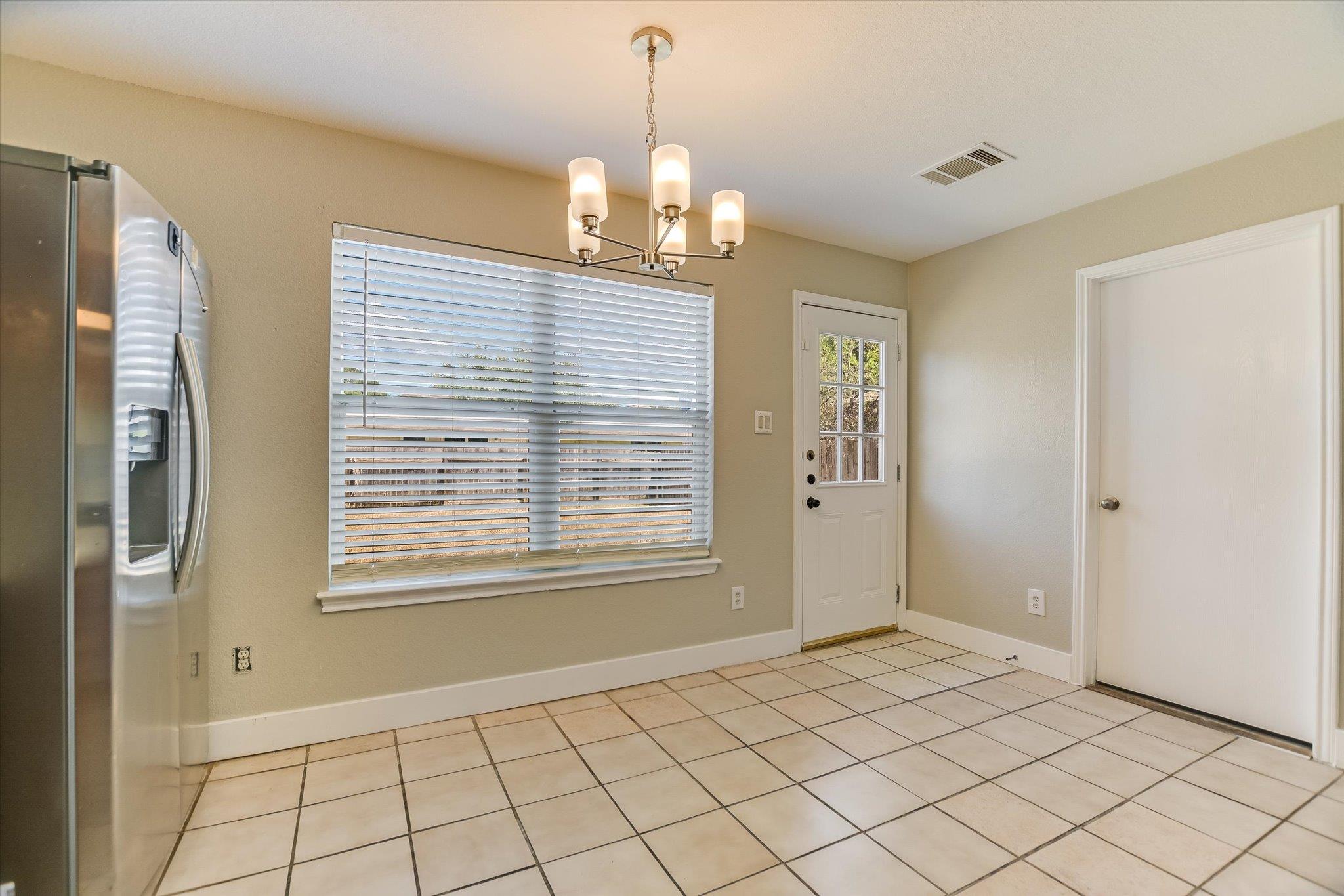 3303  Barksdale Dr, photo 5