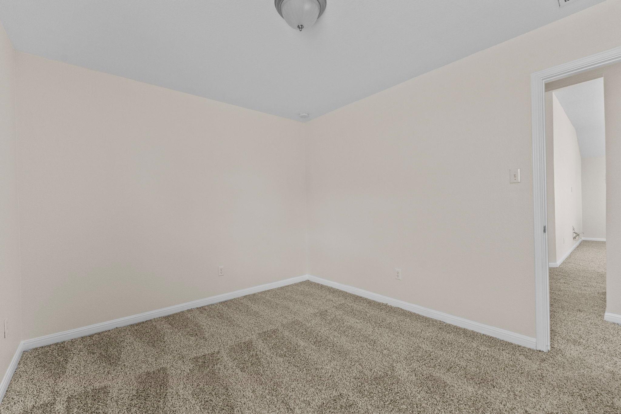 185  Silver Maple Dr, photo 4