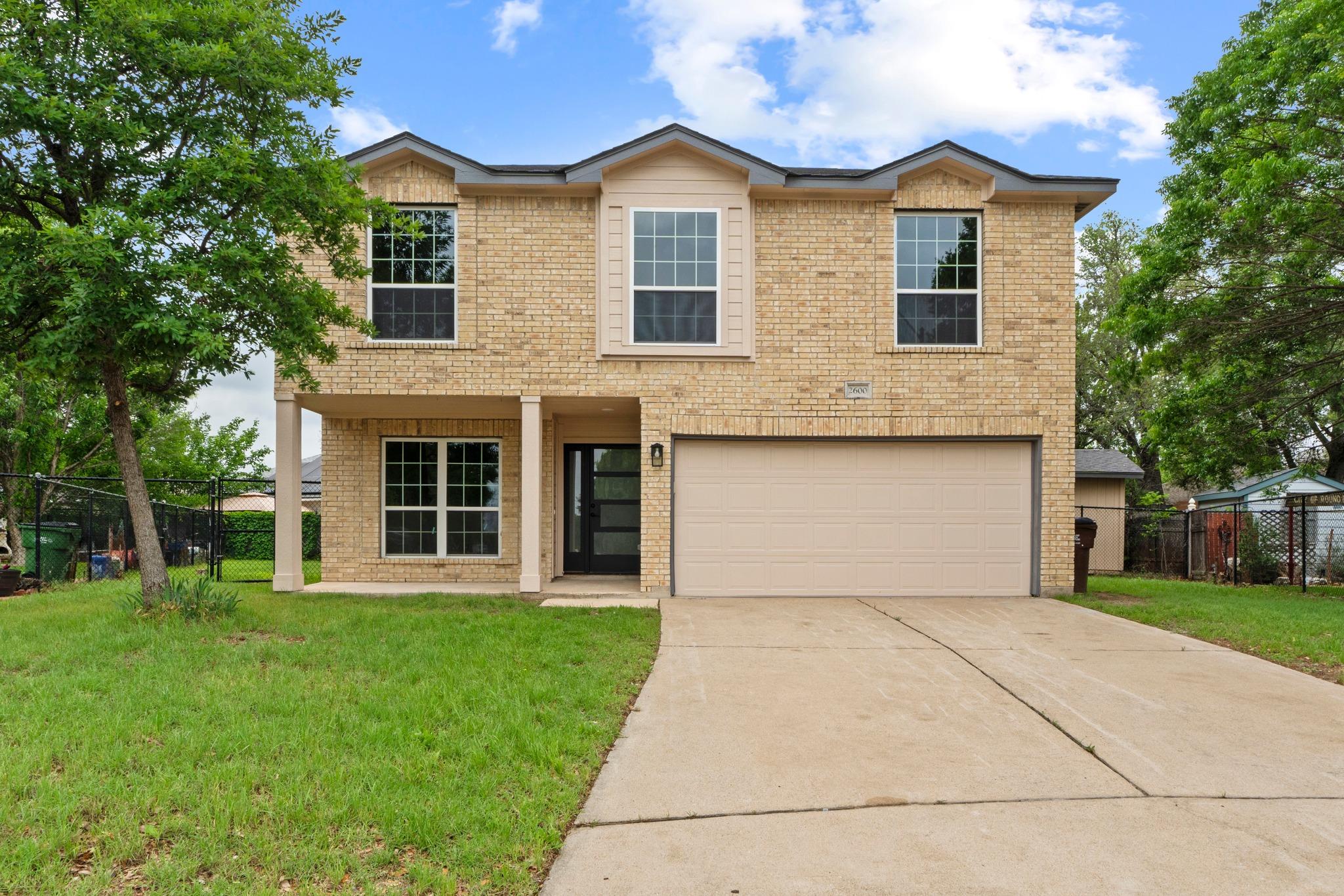 2600  Hill Street Cv, photo 2