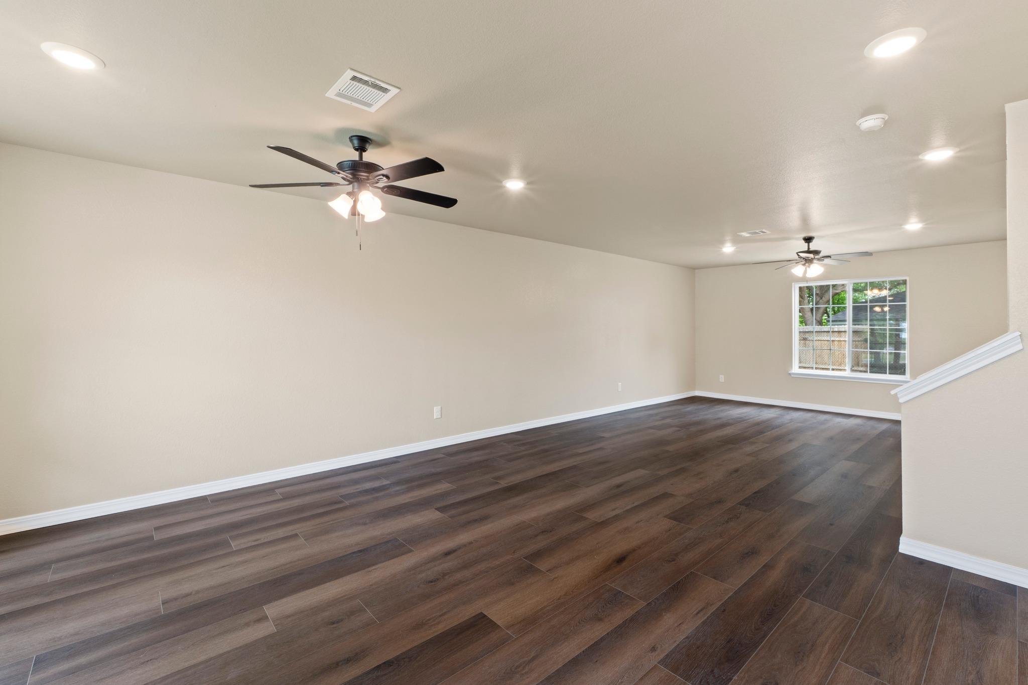 2600  Hill Street Cv, photo 3