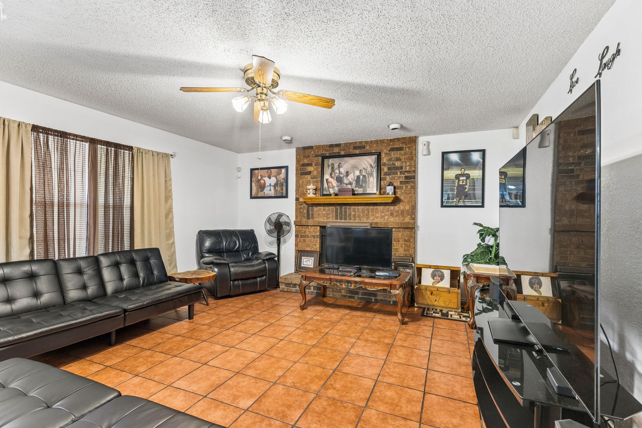 1809  Gaylord Dr, photo 11
