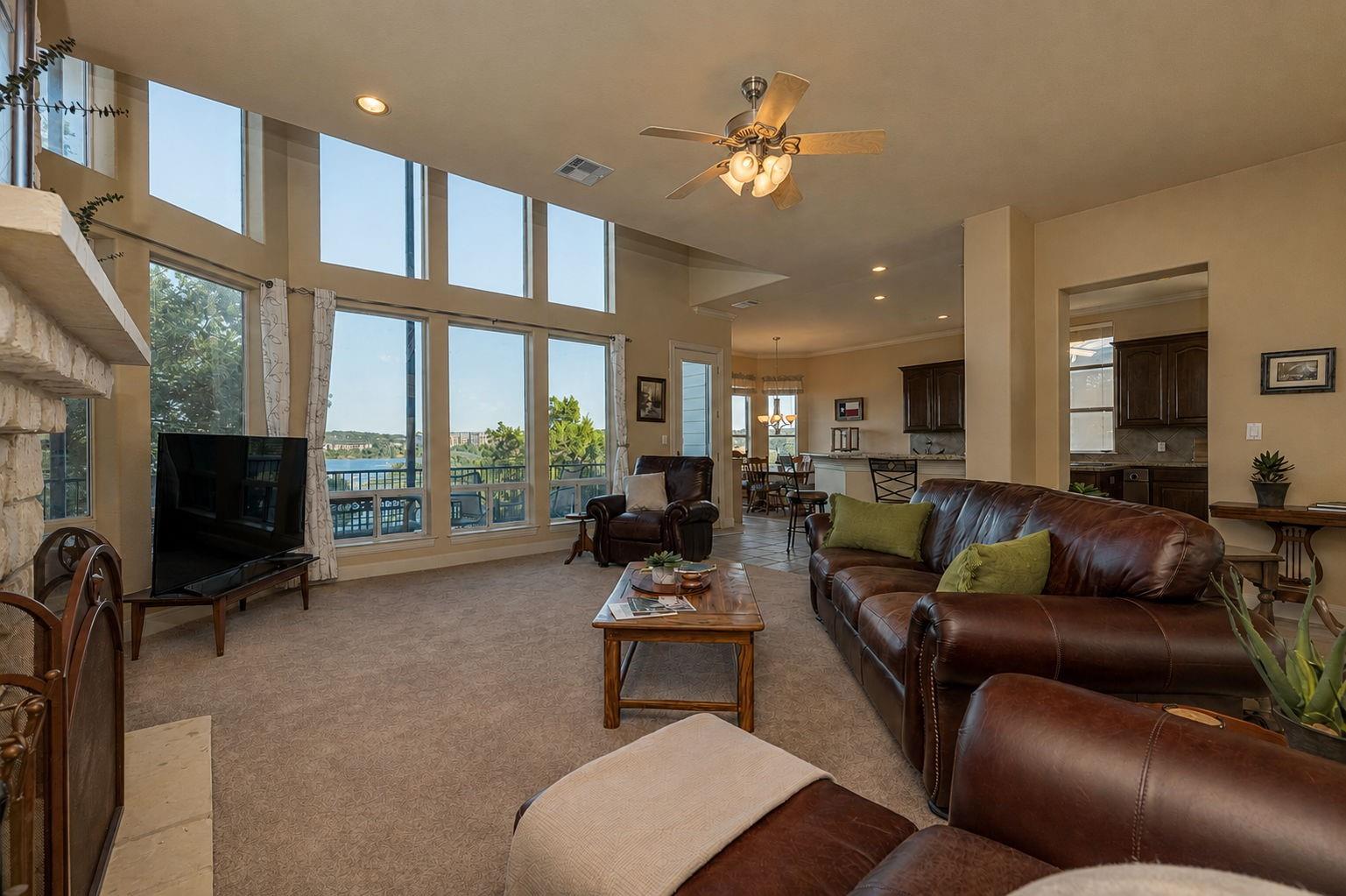 343  Venture Blvd S, photo 12