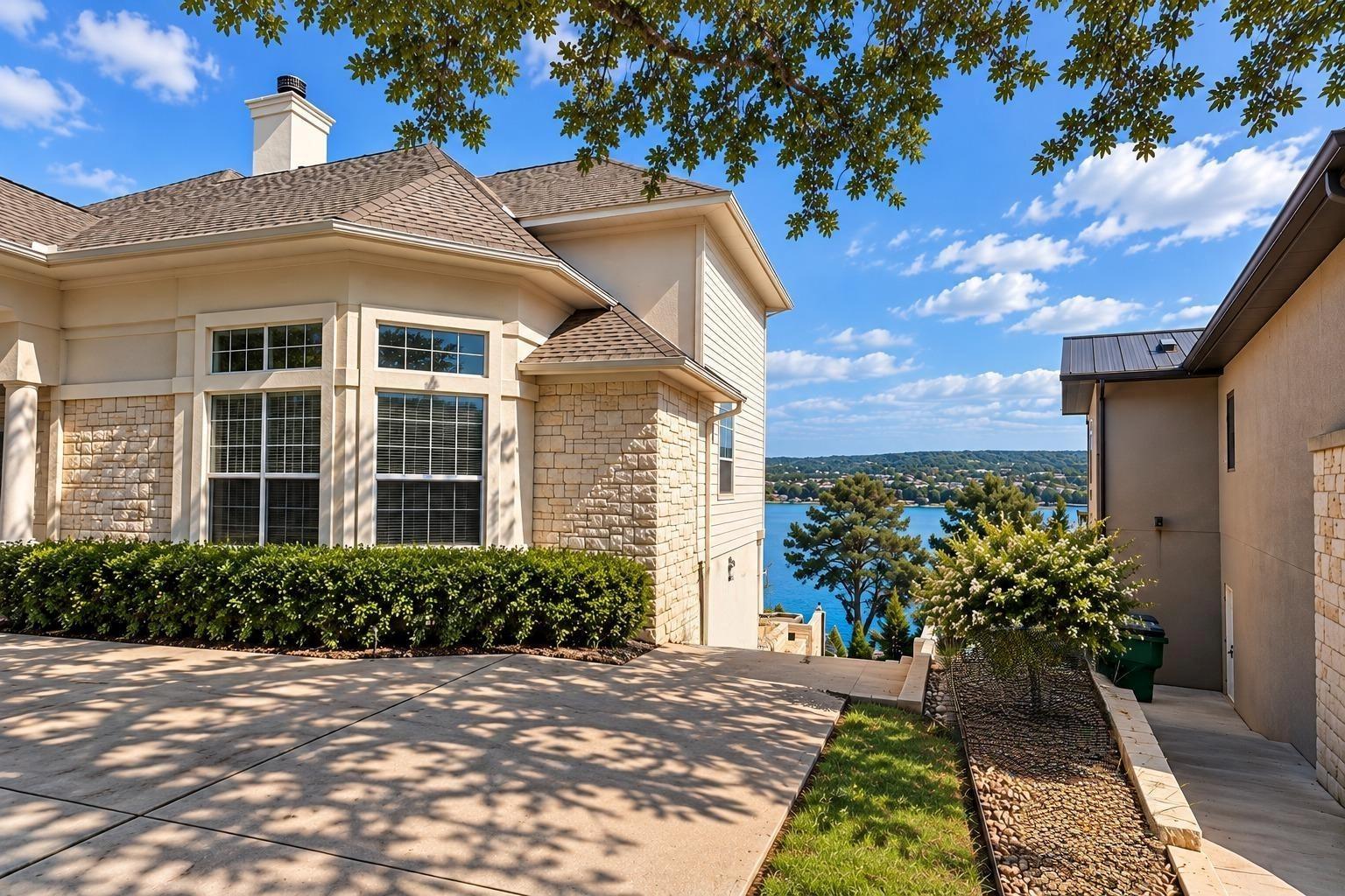 343  Venture Blvd S, photo 10