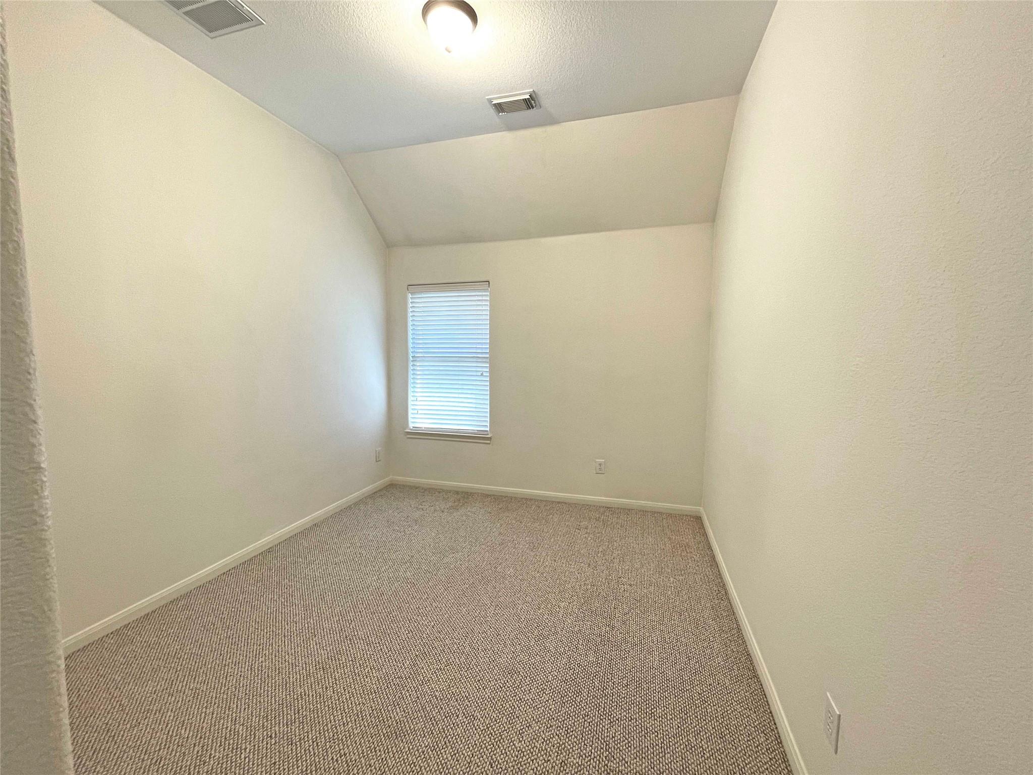 3440  Pine Needle Cir, photo 11