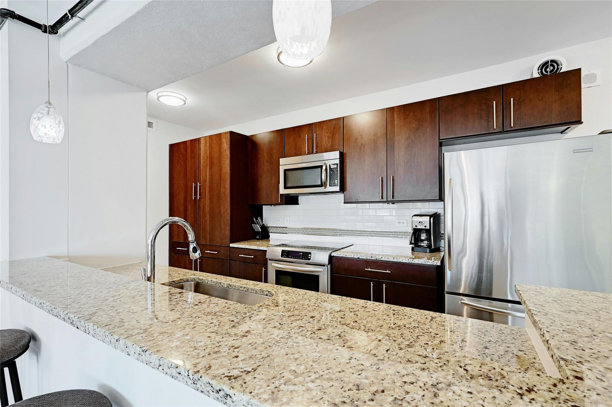 800  Brazos St  #705, photo 12
