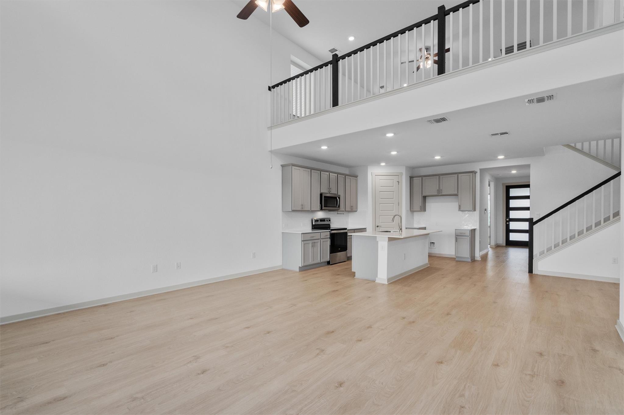 216  Mystic Canyon Ln, photo 8