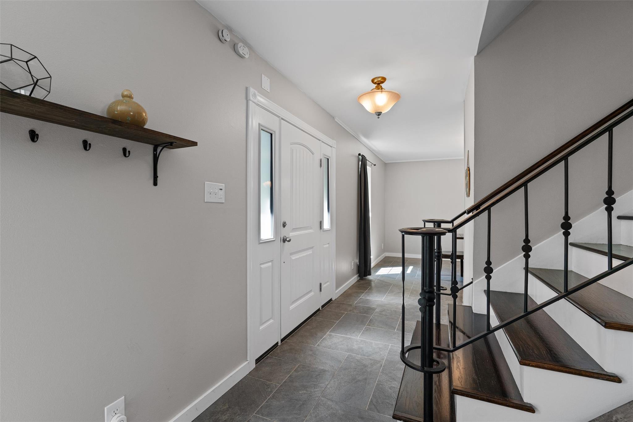 8300  Grayledge Dr, photo 4