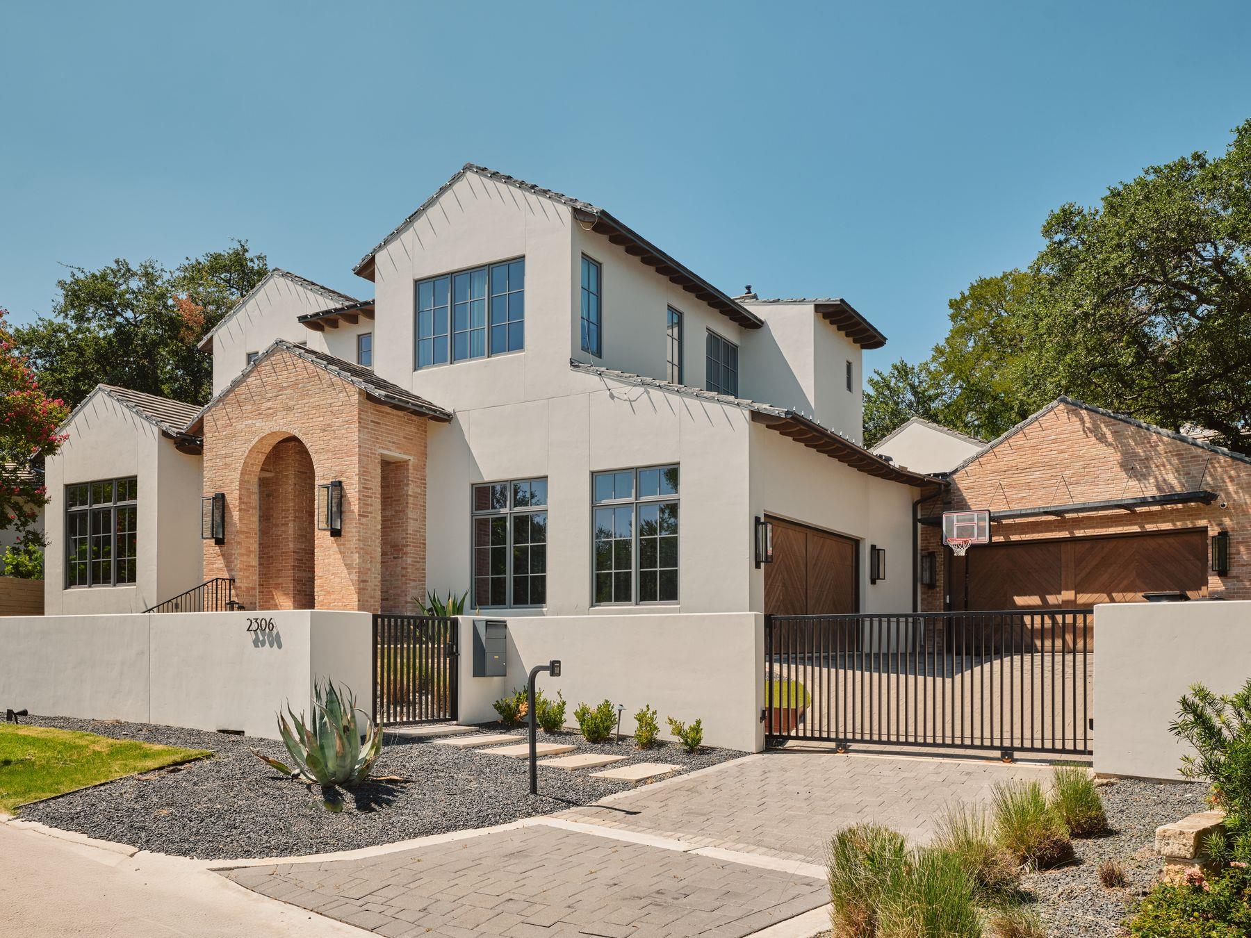 2306  Bonita St, photo 2