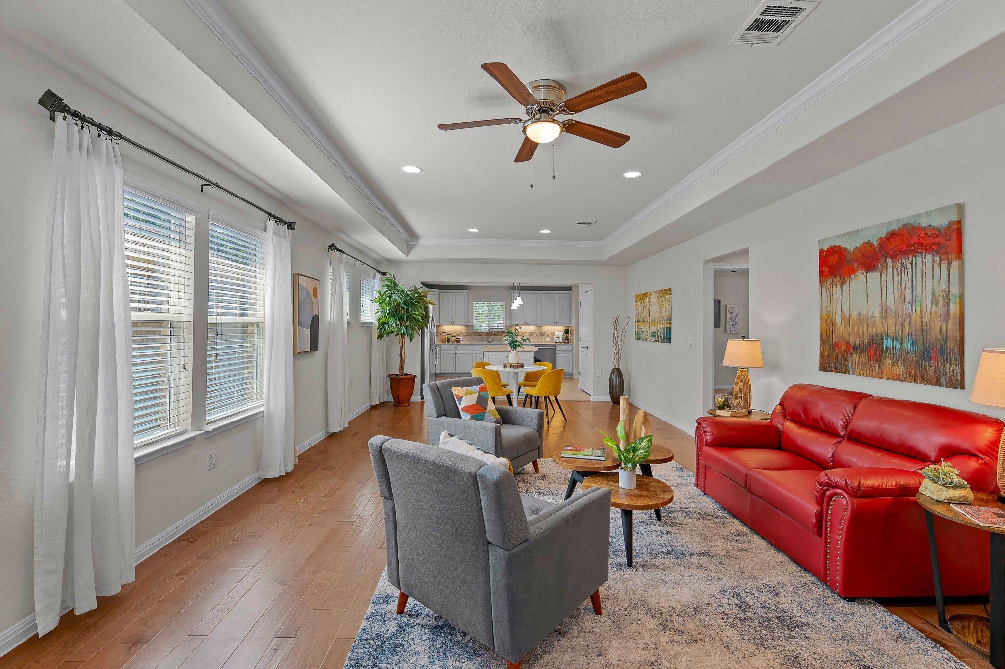 335  Brenham Pass, photo 2