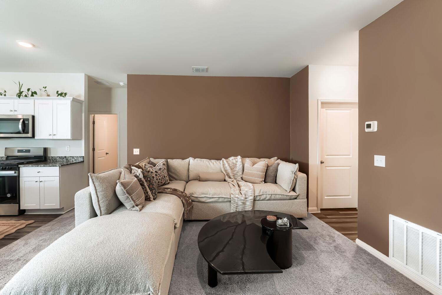 408  Plateau St, photo 7