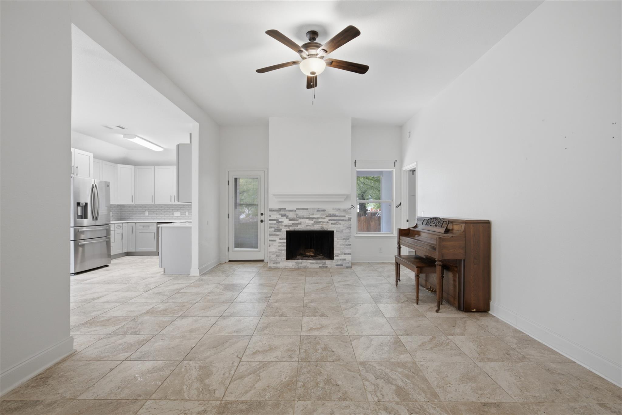 108  Songbird Ct, photo 7