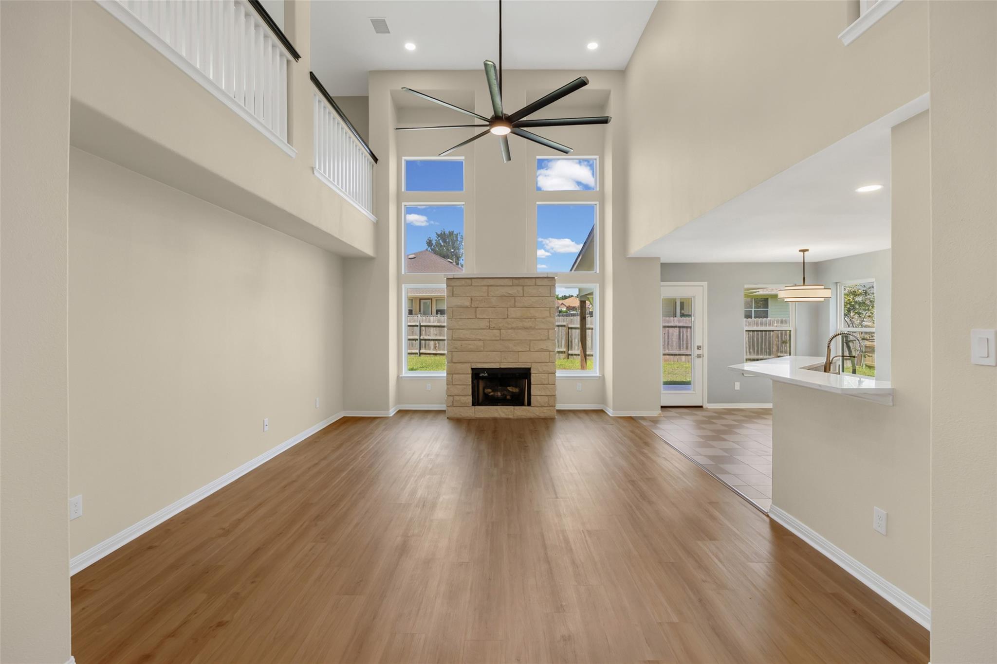 107  Pheasant Rdg, photo 3