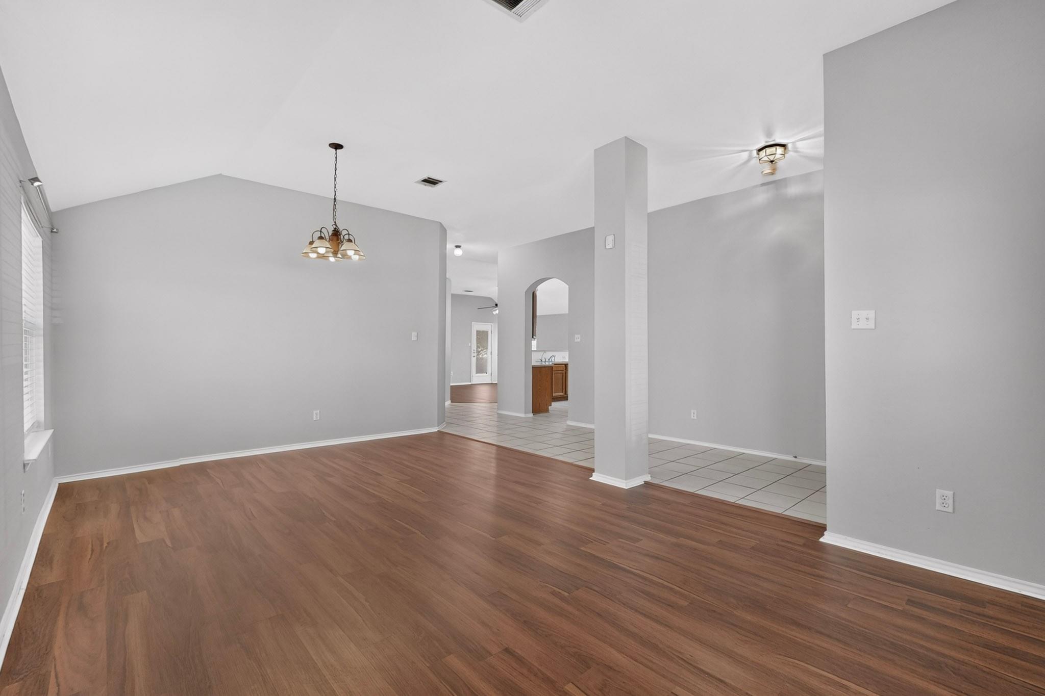 1302  Rainbow Parke Dr, photo 6