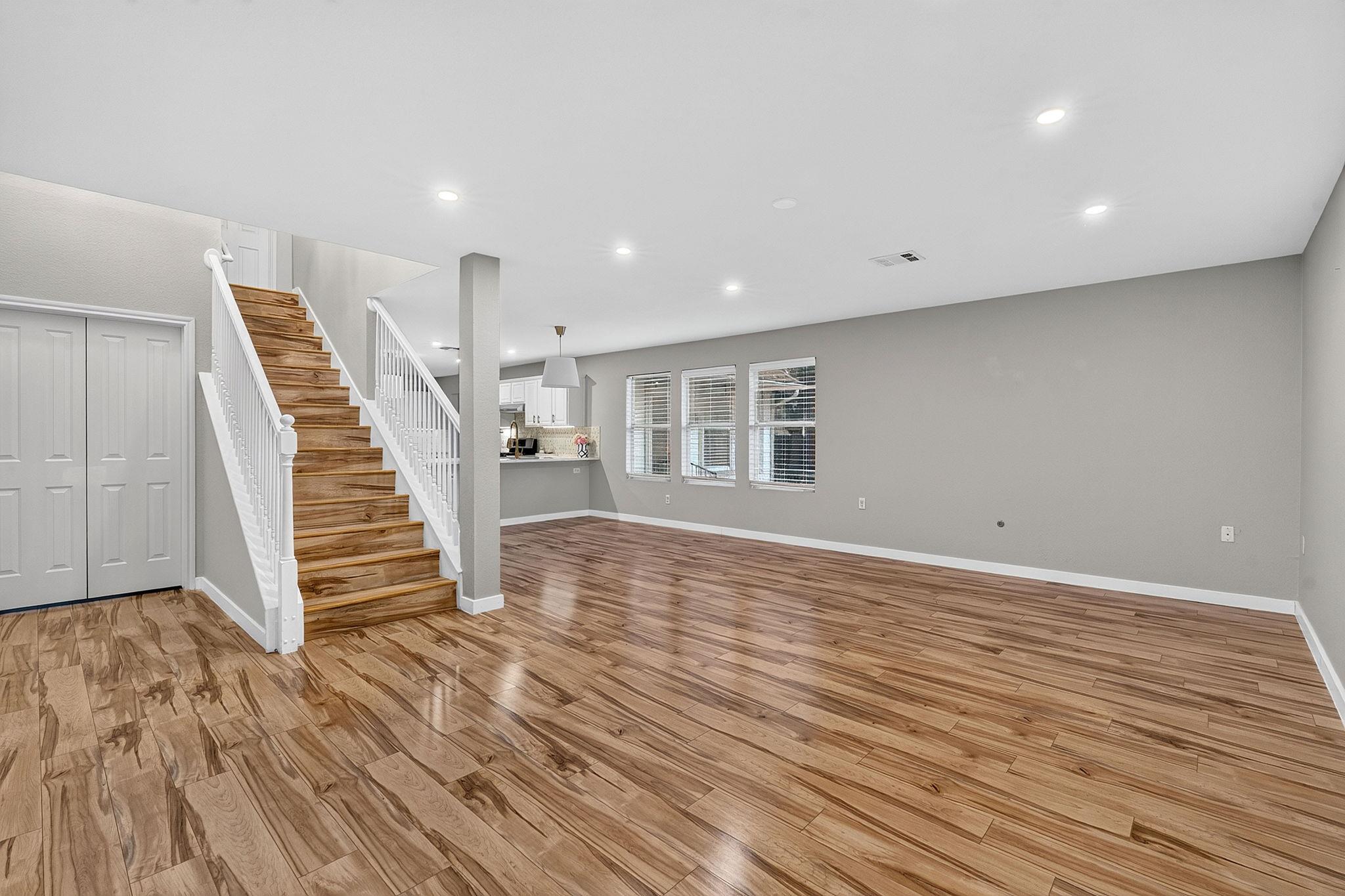 1703  Mimosa Ln, photo 5
