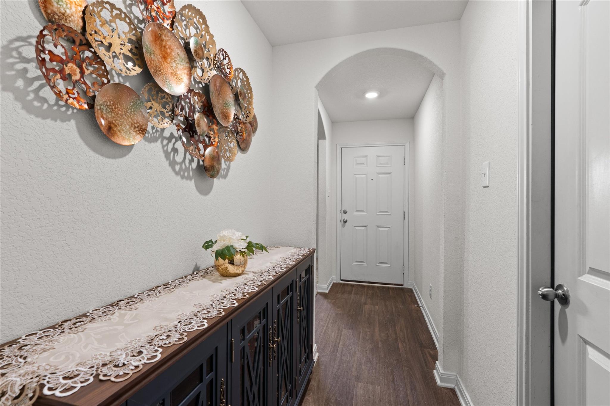 212  Hyacinth Way, photo 4