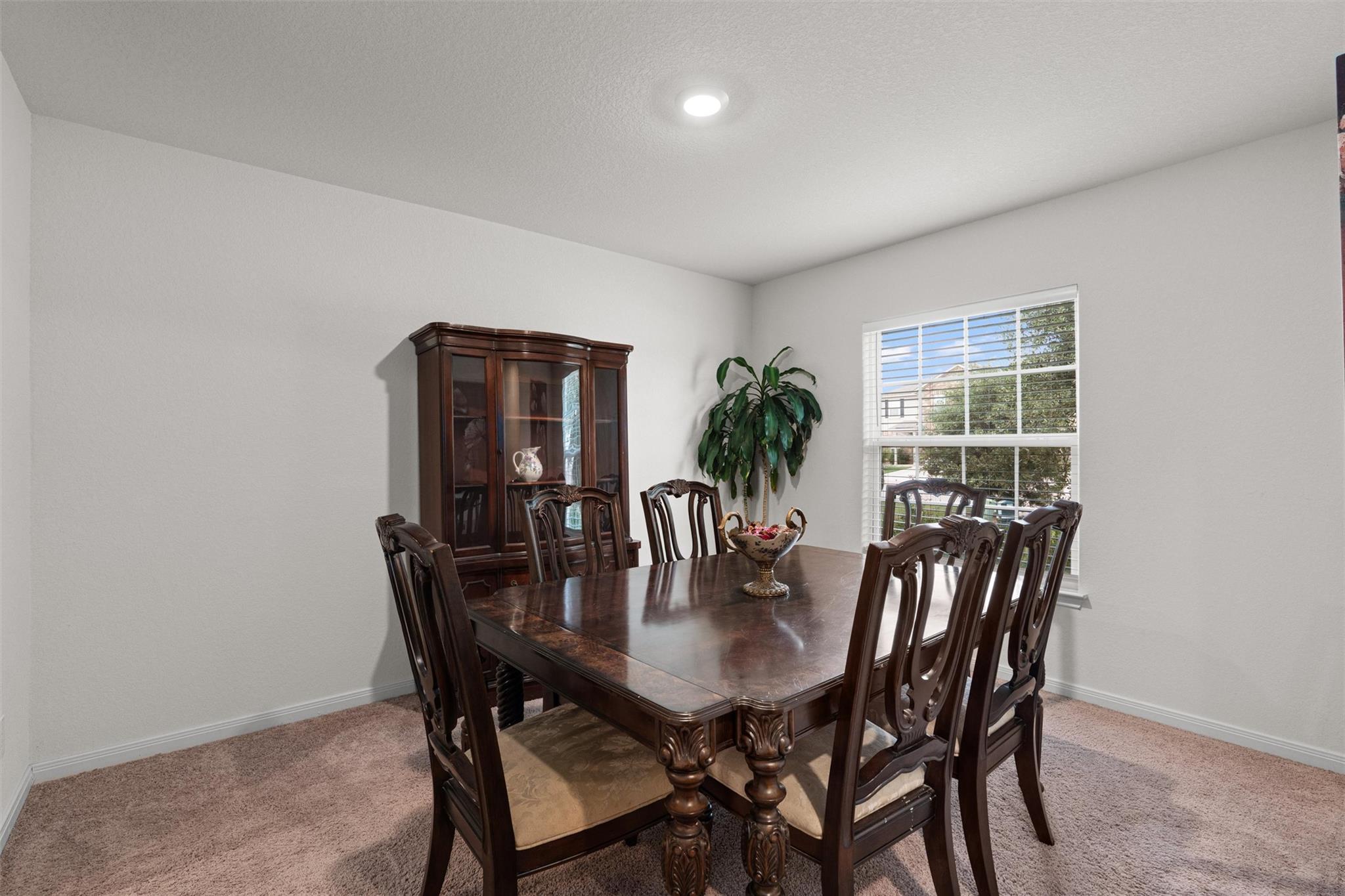 212  Hyacinth Way, photo 6