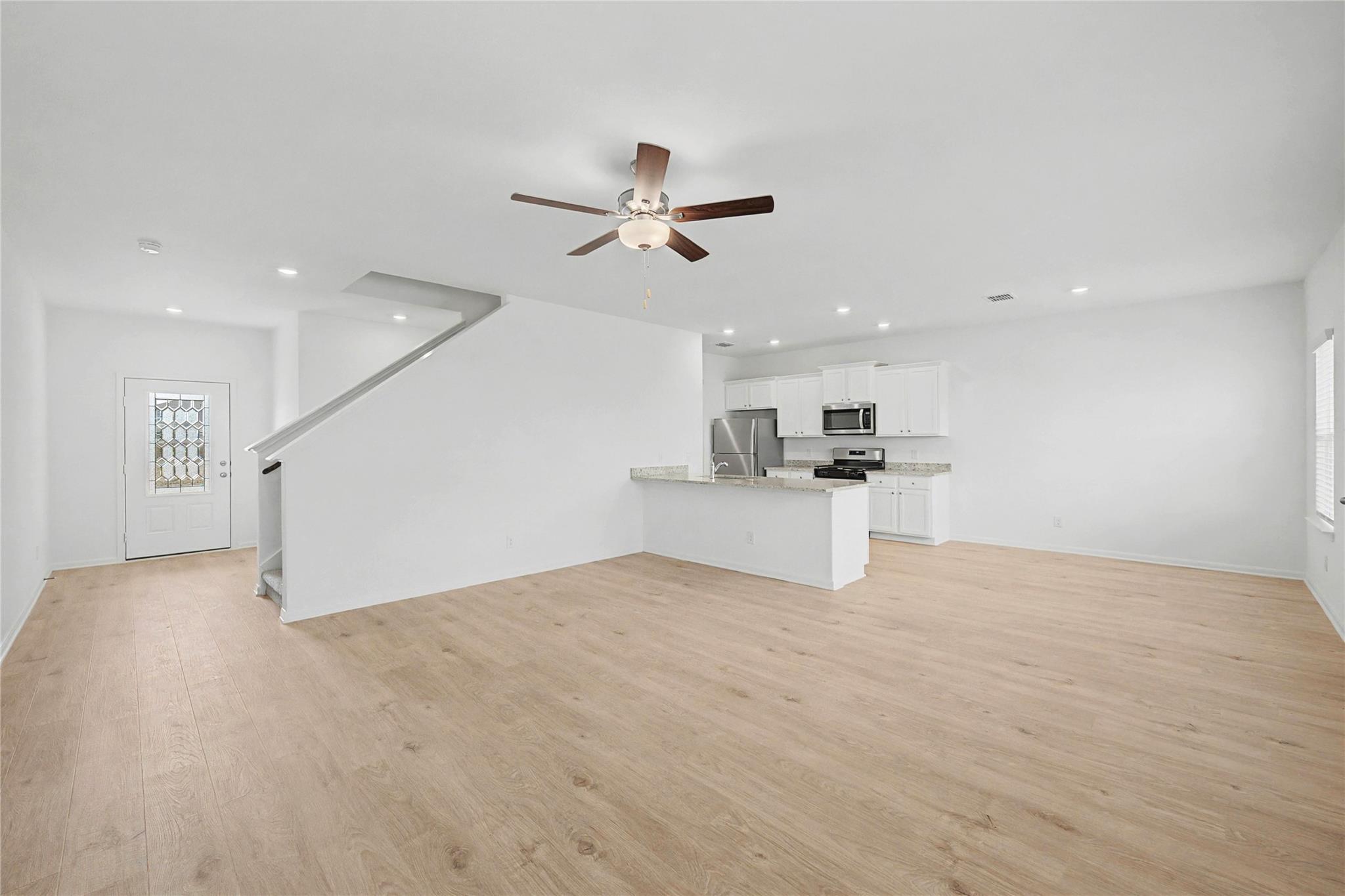 385  Silent Meadow Run, photo 2