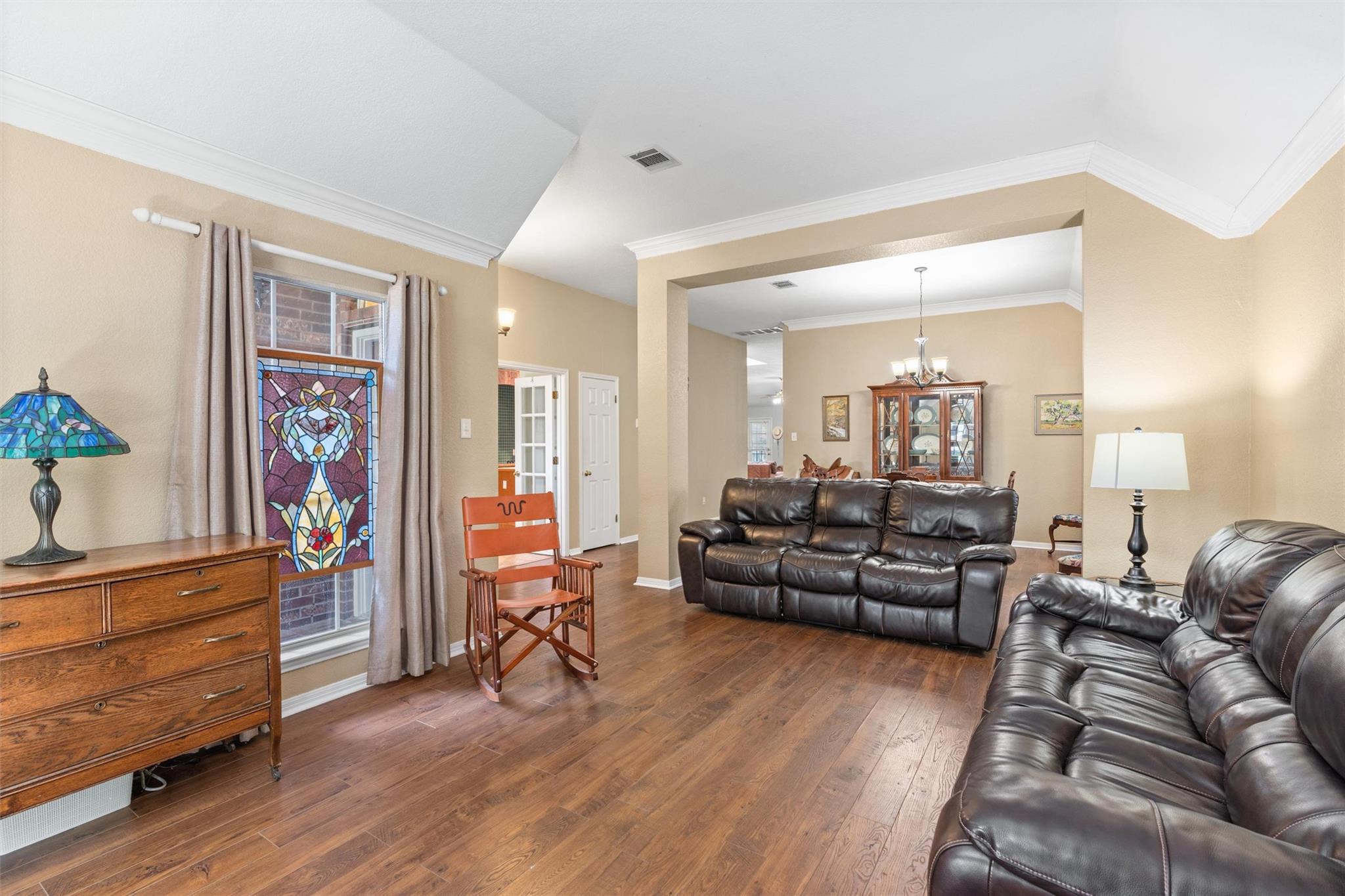 1208  Brophy Dr, photo 6