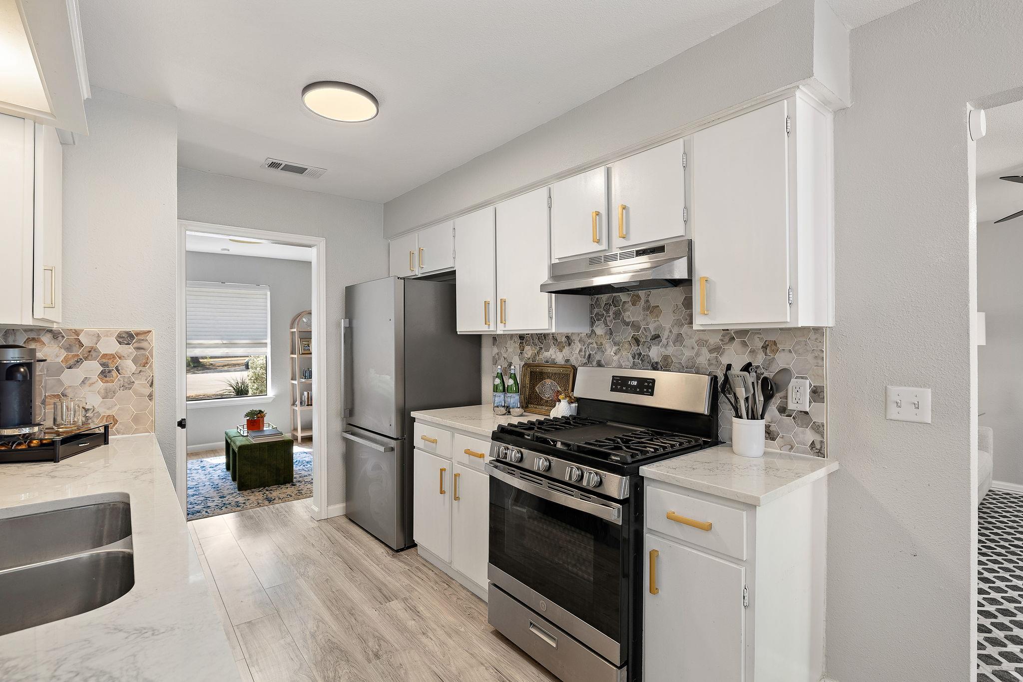 2804  Leeds Cv, photo 12