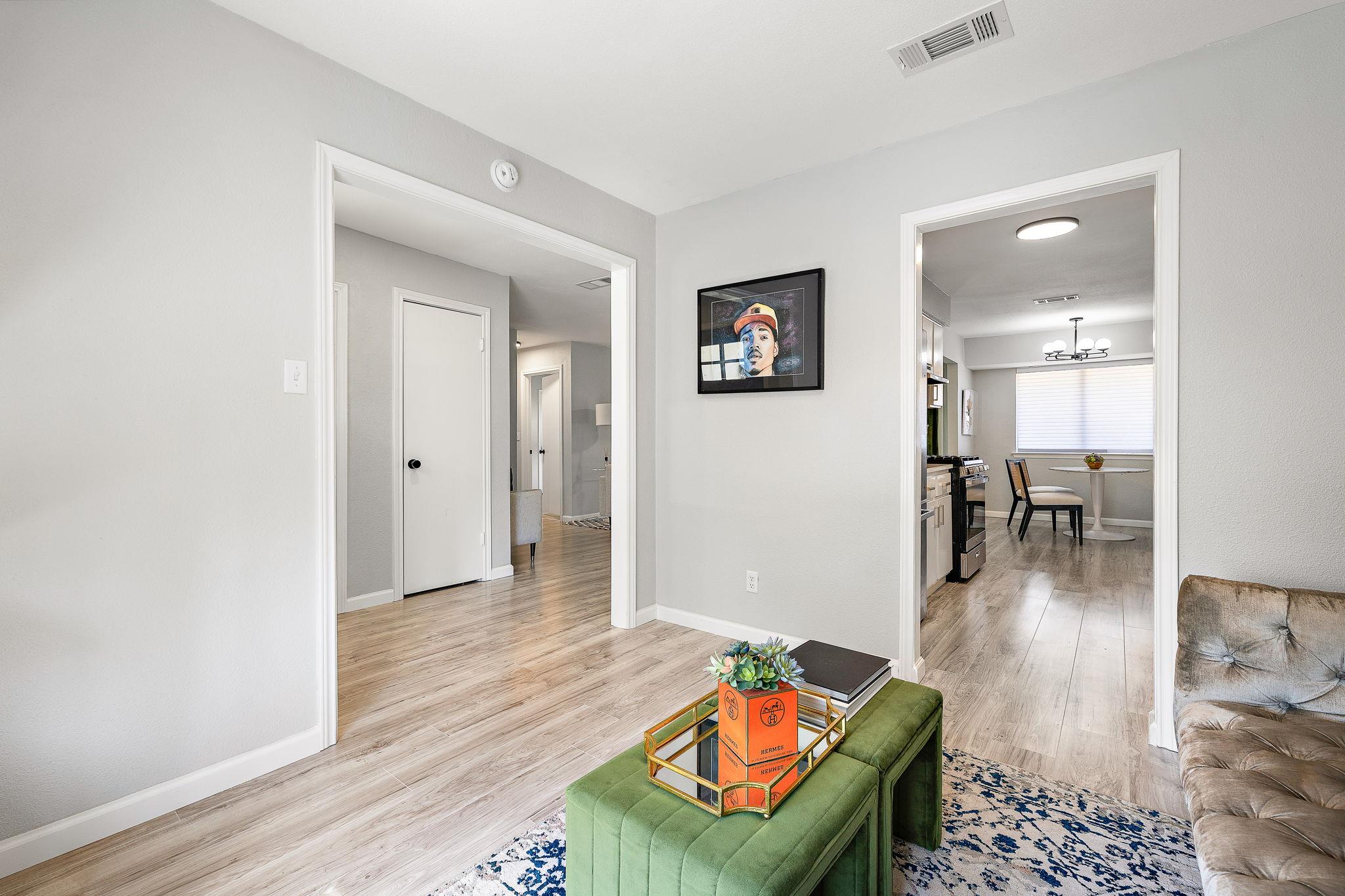 2804  Leeds Cv, photo 4