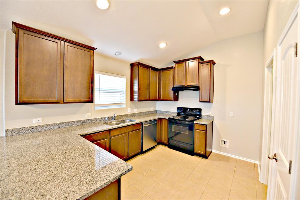 17708  Bridgefarmer Blvd, photo 7