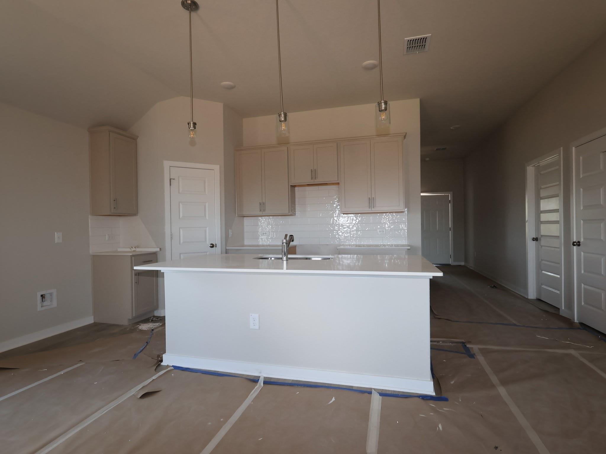 4600  Lava Island Dr, photo 5