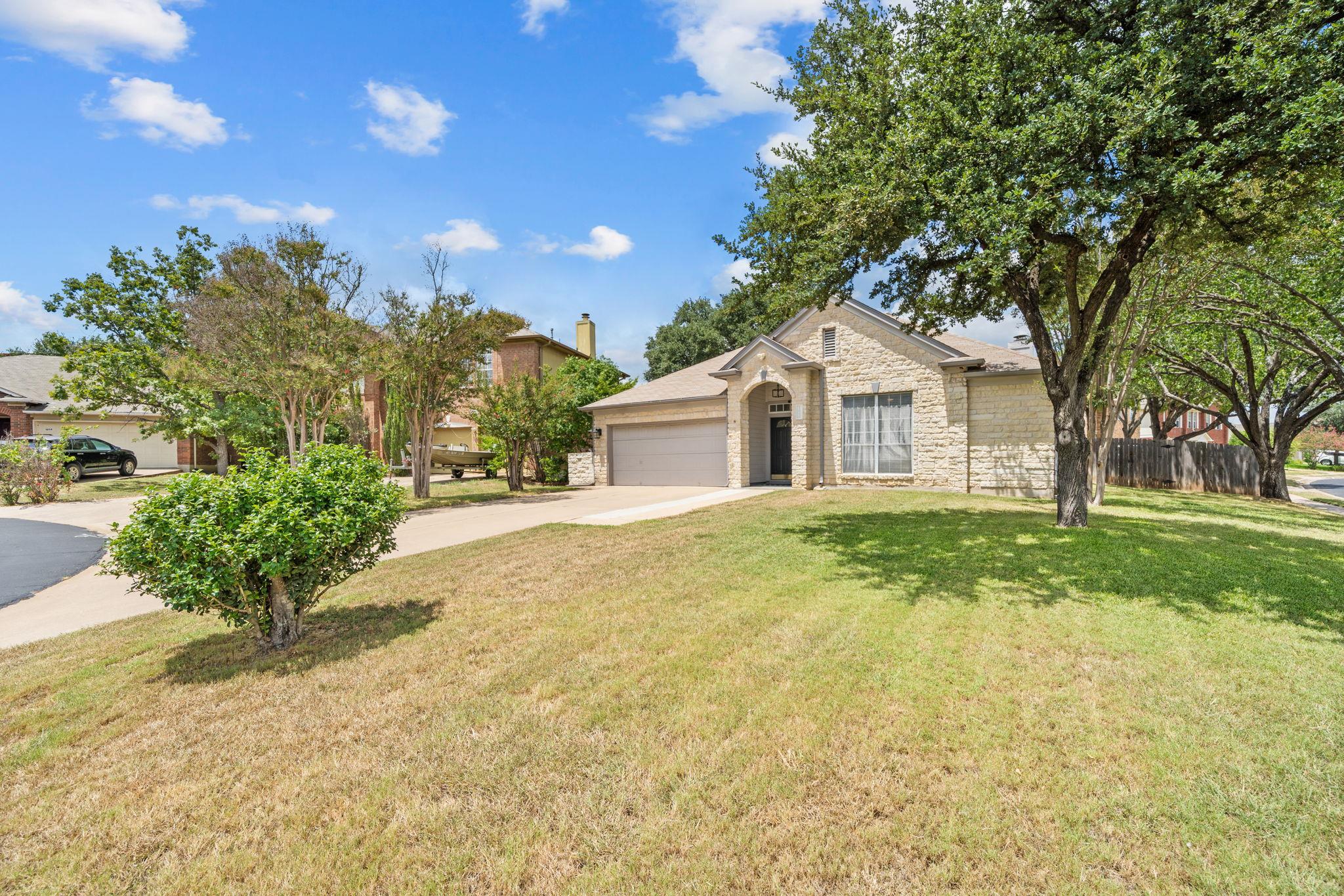 1600  Viki Lynn Ct, photo 2