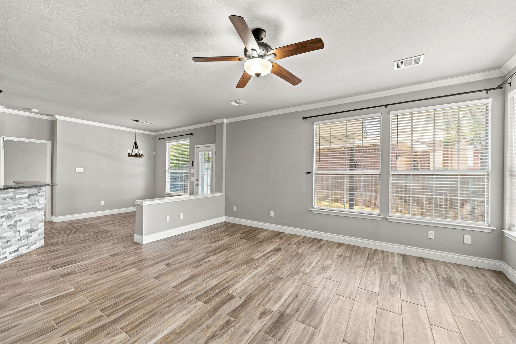 1600  Viki Lynn Ct, photo 12