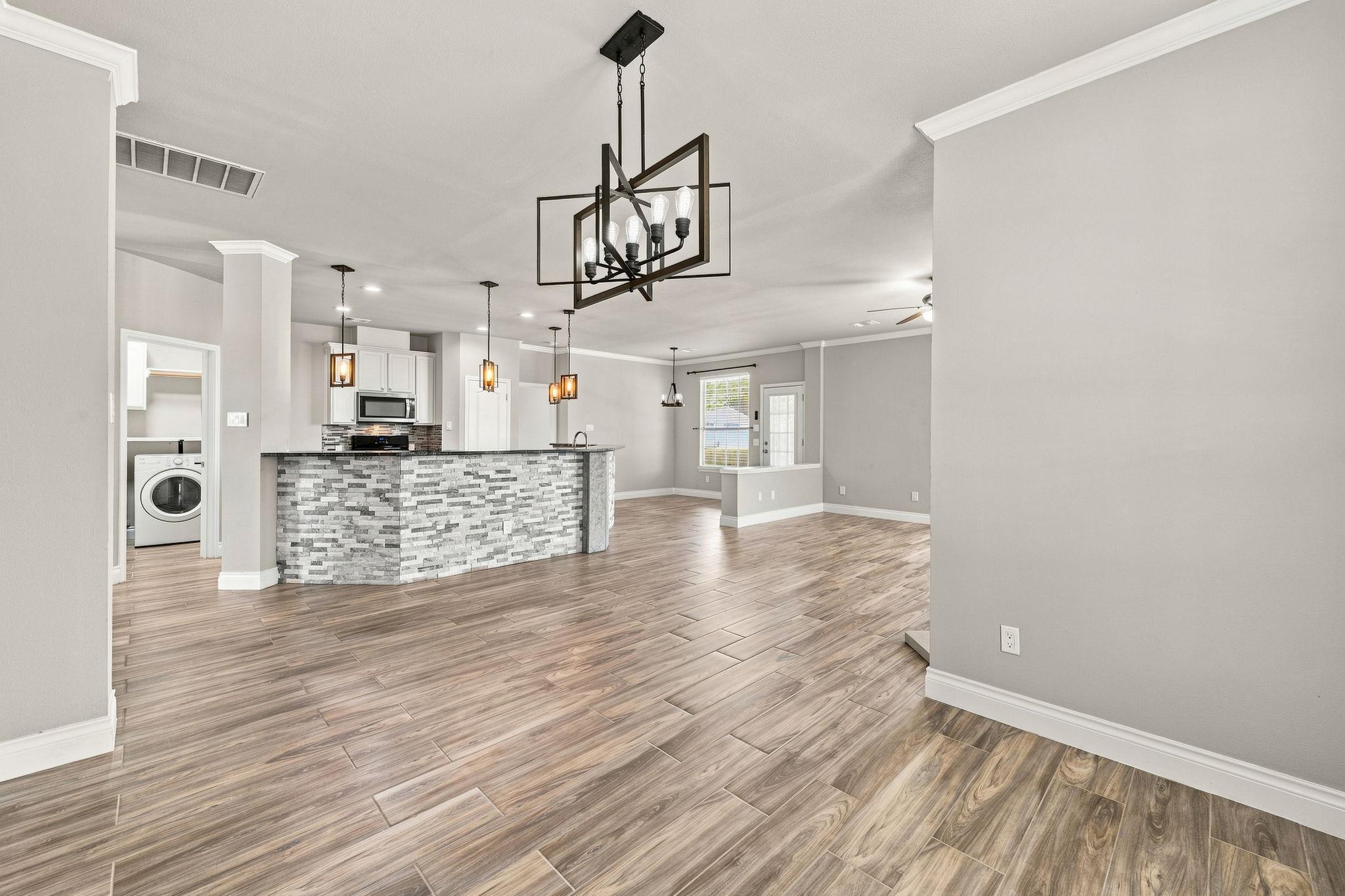 1600  Viki Lynn Ct, photo 9