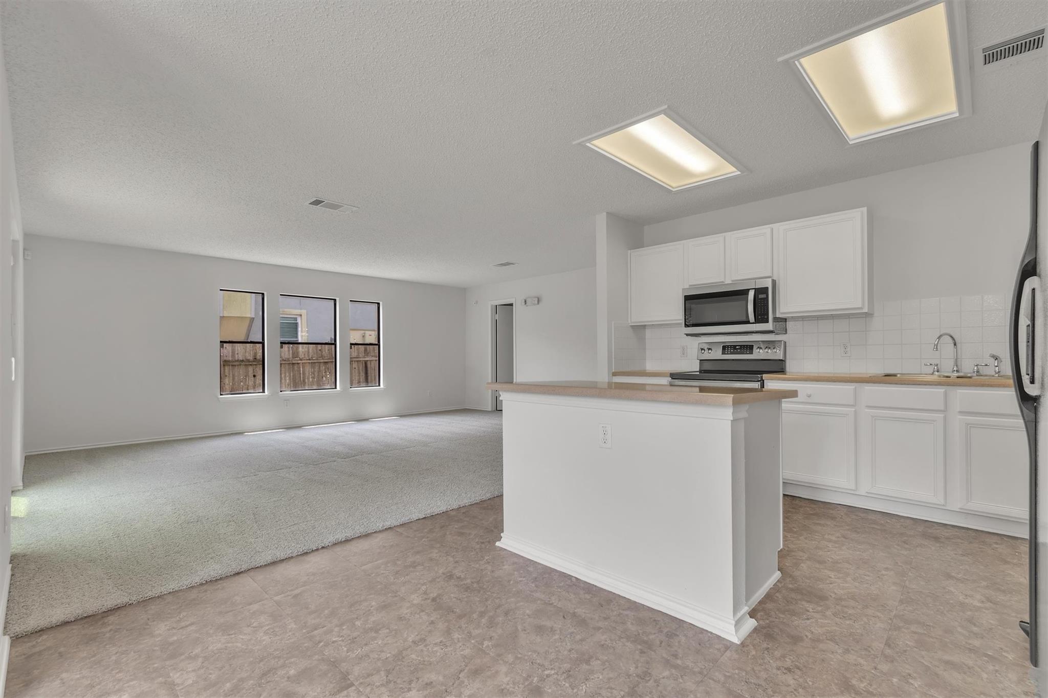 8007  Bramble Bush Dr, photo 11