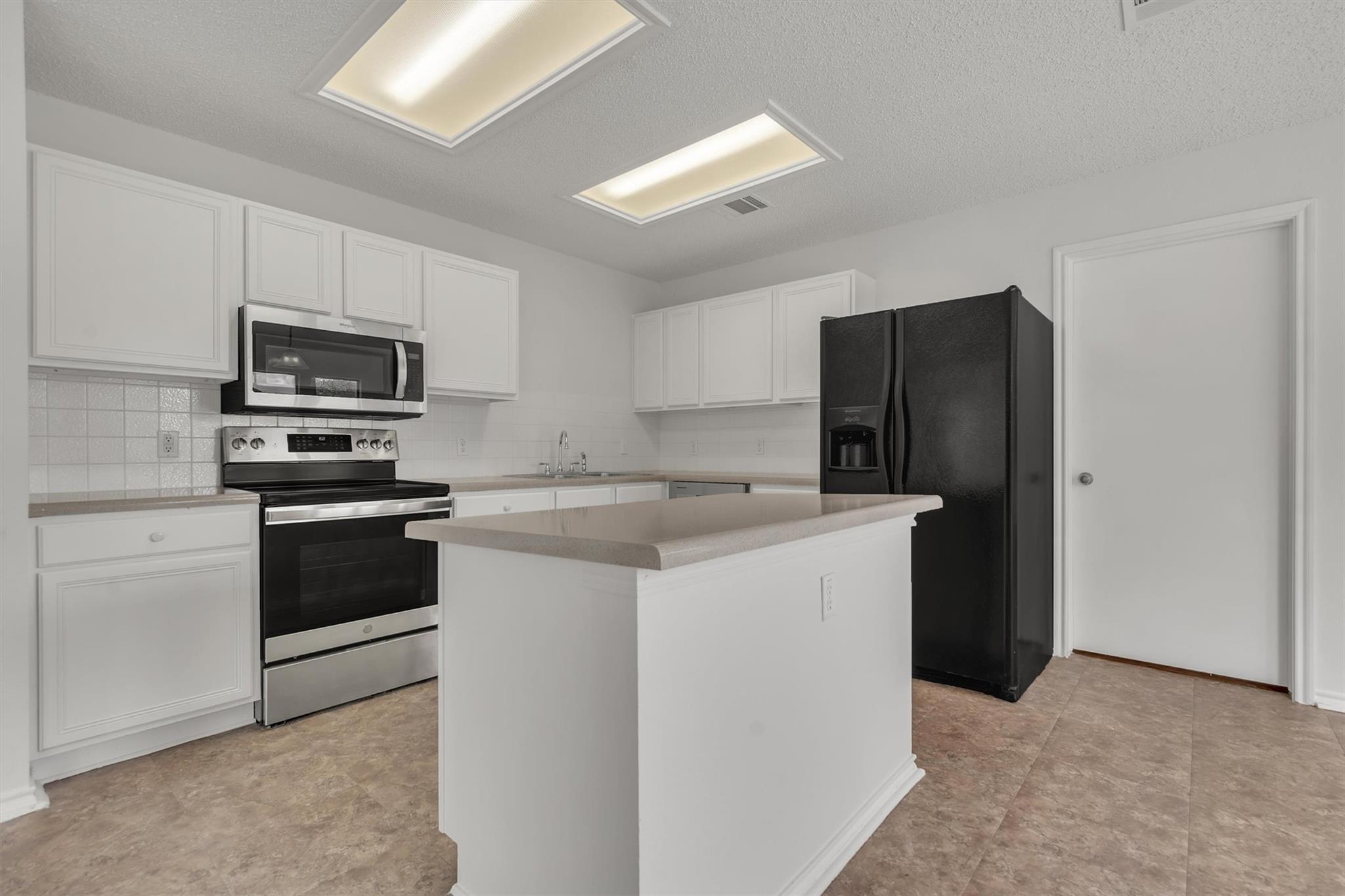 8007  Bramble Bush Dr, photo 8