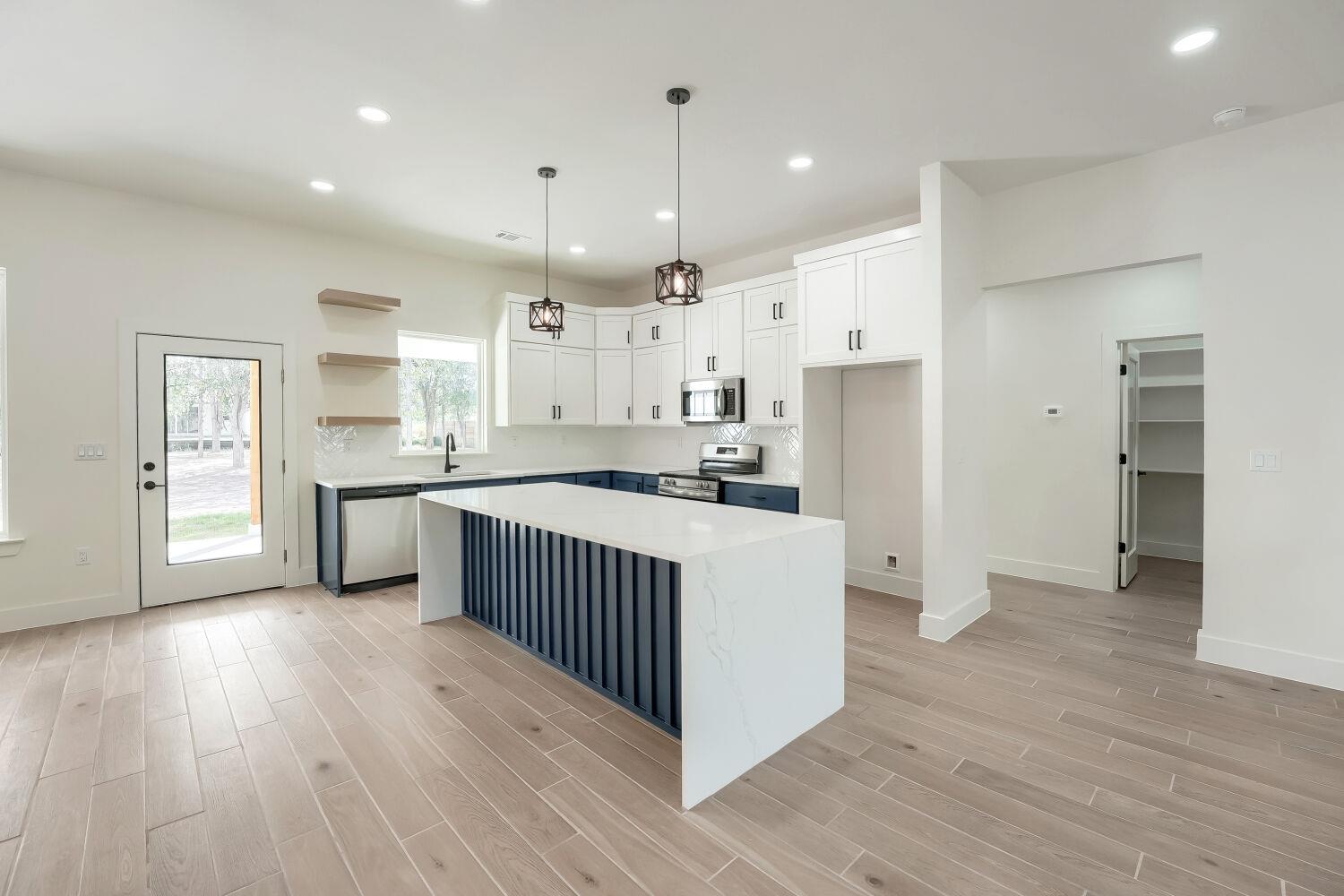 334  Nene Ln, photo 2