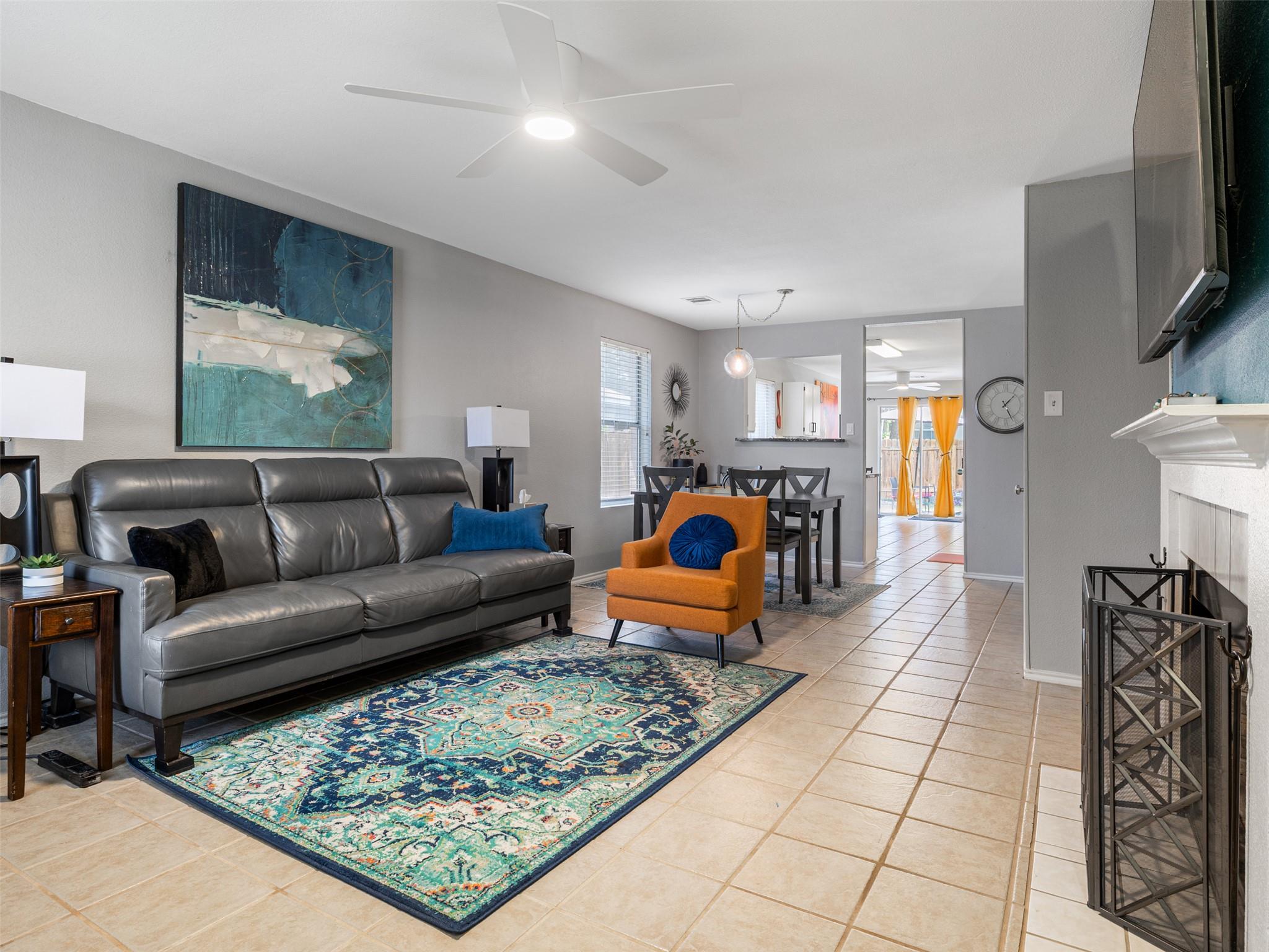 1104  Laurelleaf Dr, photo 7