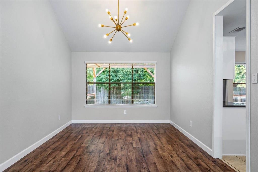 2510  Beverly Cv, photo 9