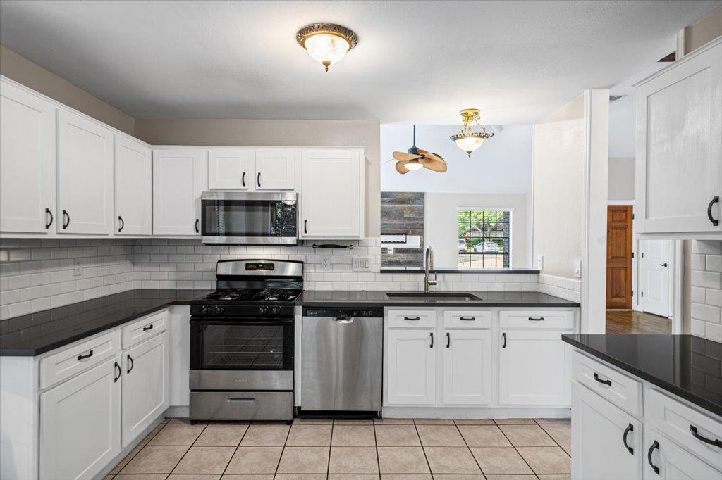 2510  Beverly Cv, photo 10