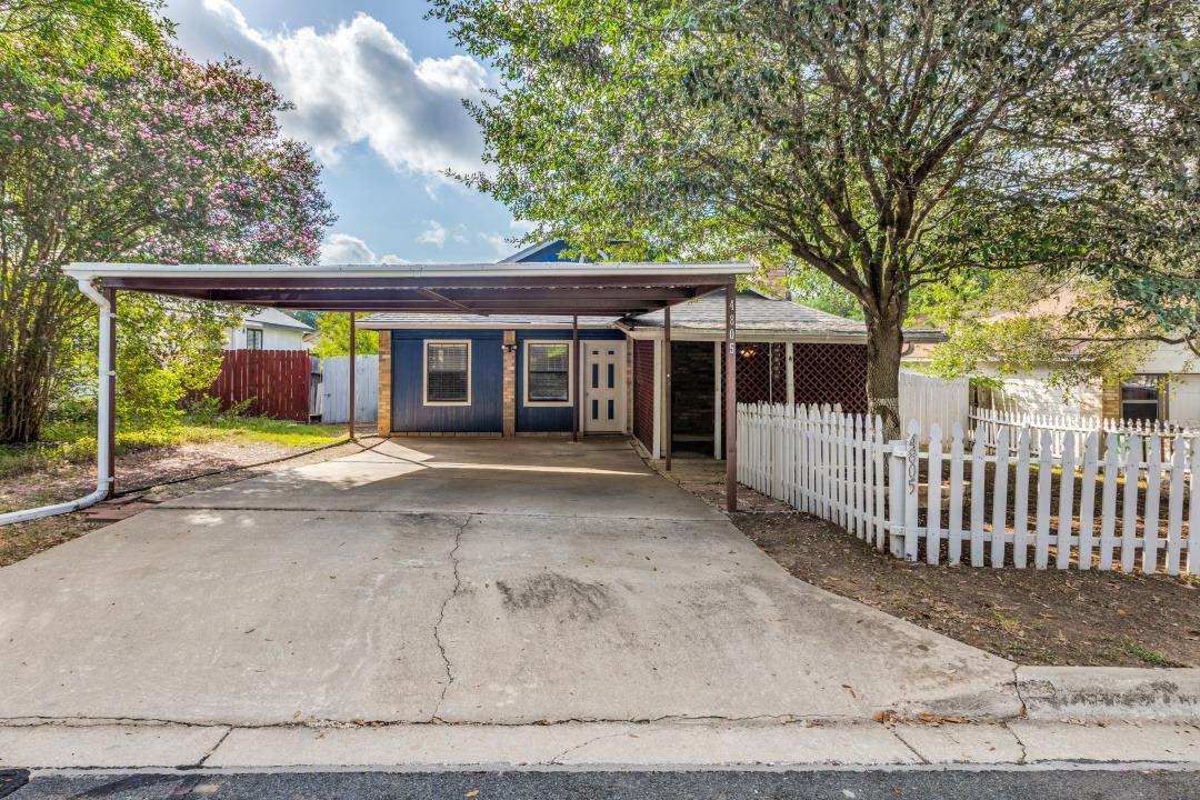 4805  Crest Oak Rd, photo 2