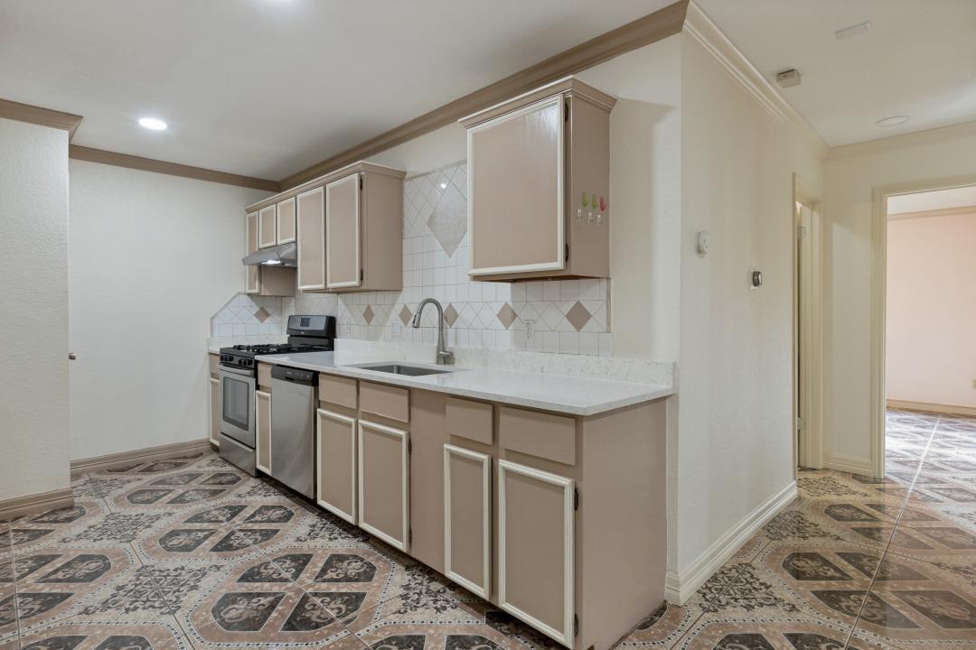 4805  Crest Oak Rd, photo 12