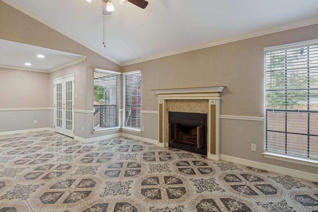 4805  Crest Oak Rd, photo 6