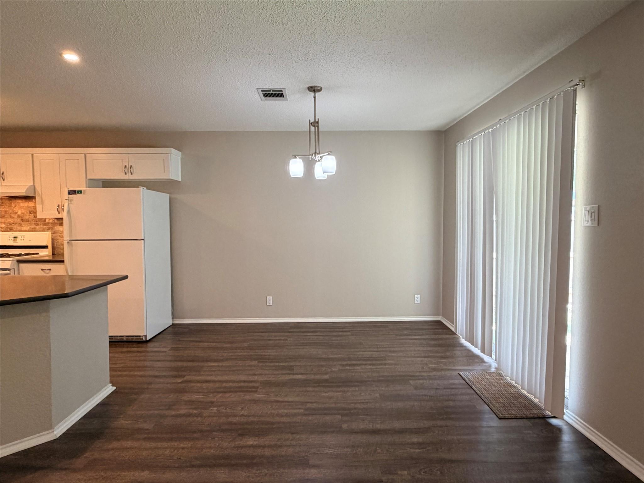 14906  Snelling Dr, photo 11