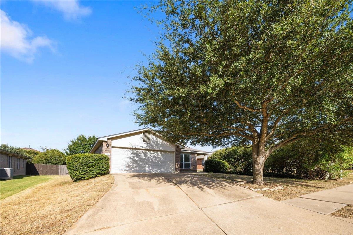 1118  Remington Dr, photo 3