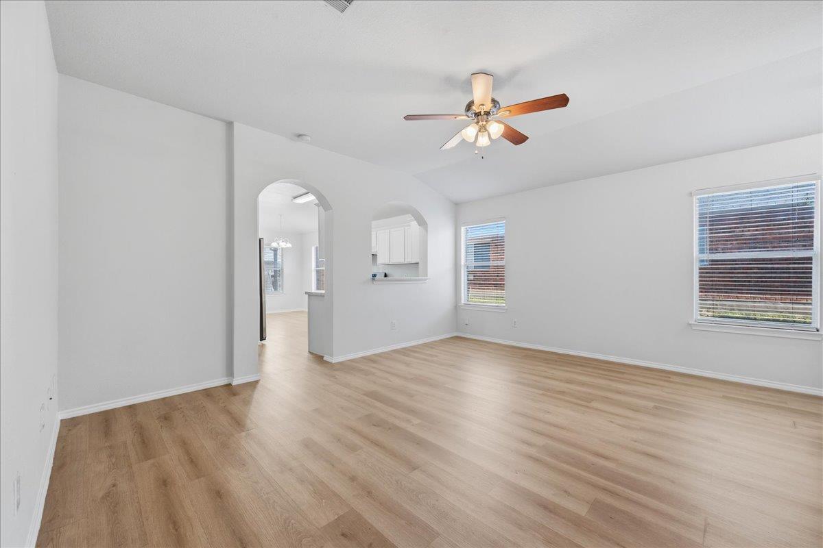 1118  Remington Dr, photo 5