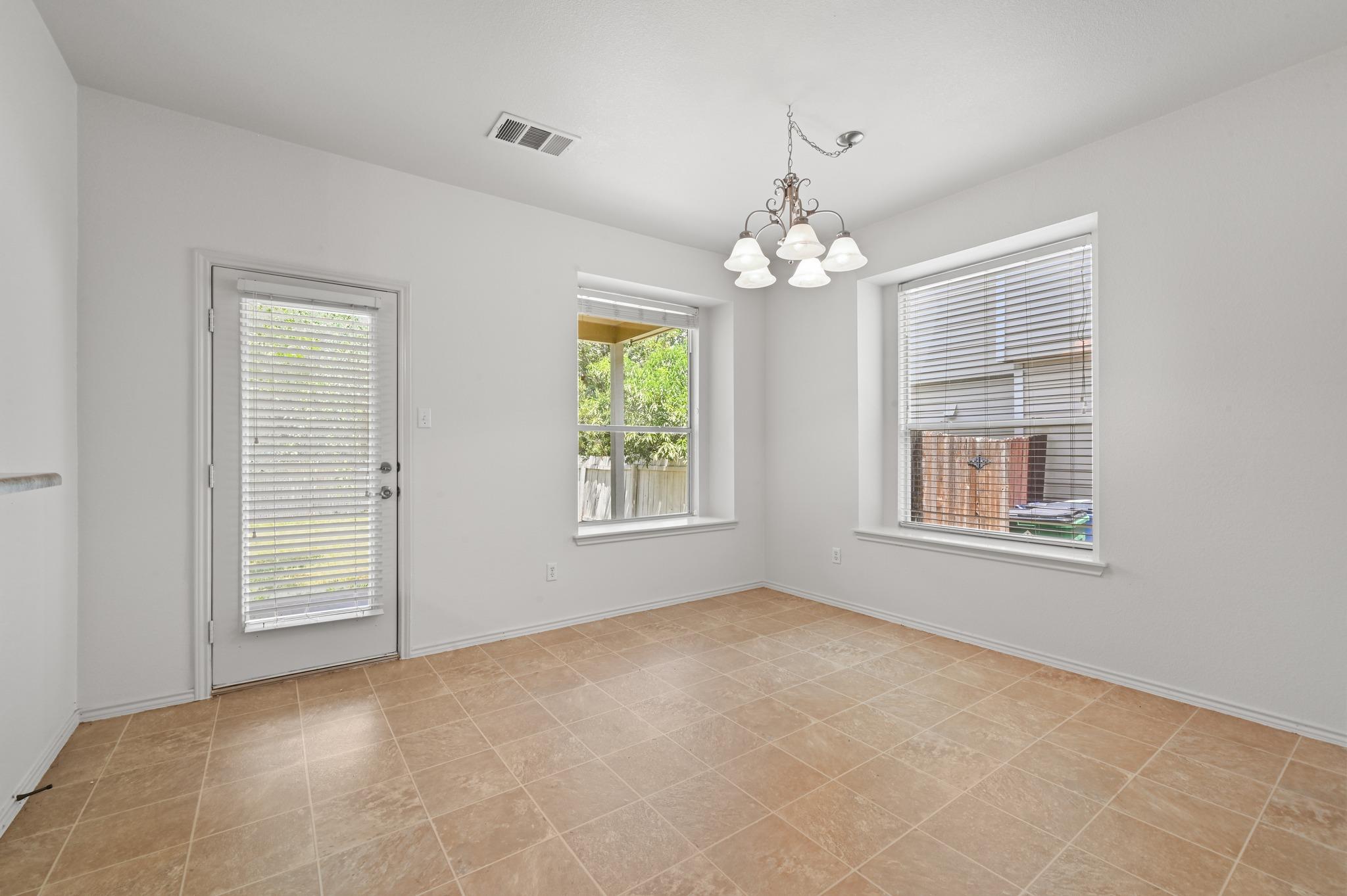 1606  Yoakum St  #254, photo 6