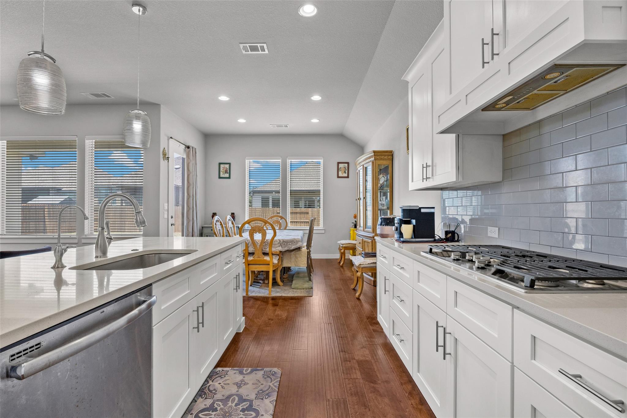 4376  Hannover Way, photo 11