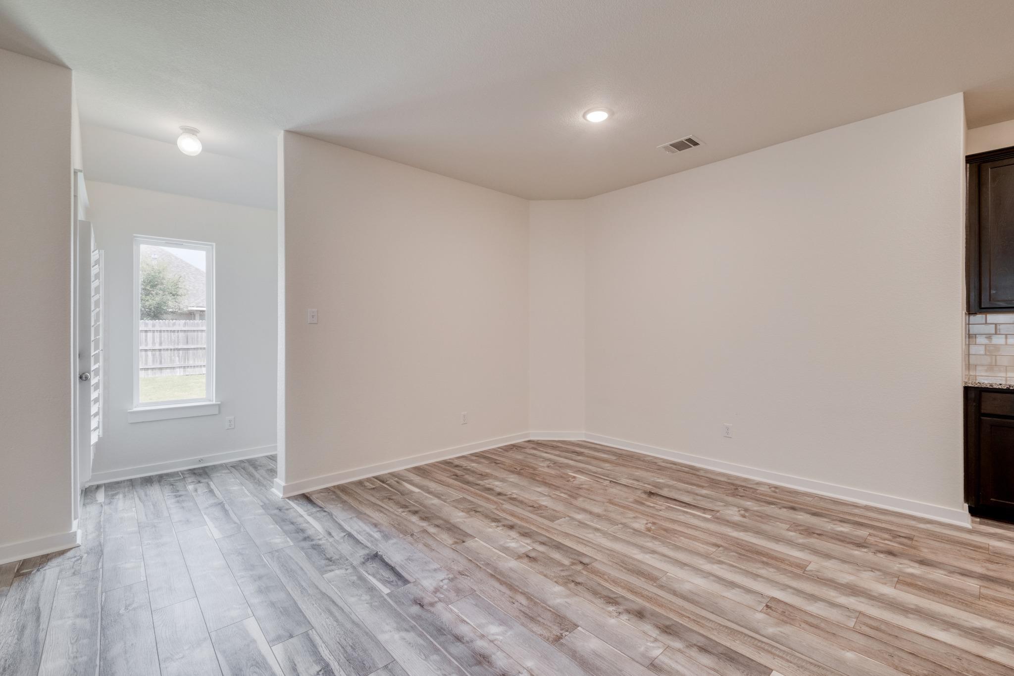 17232  Borromeo Ave, photo 12