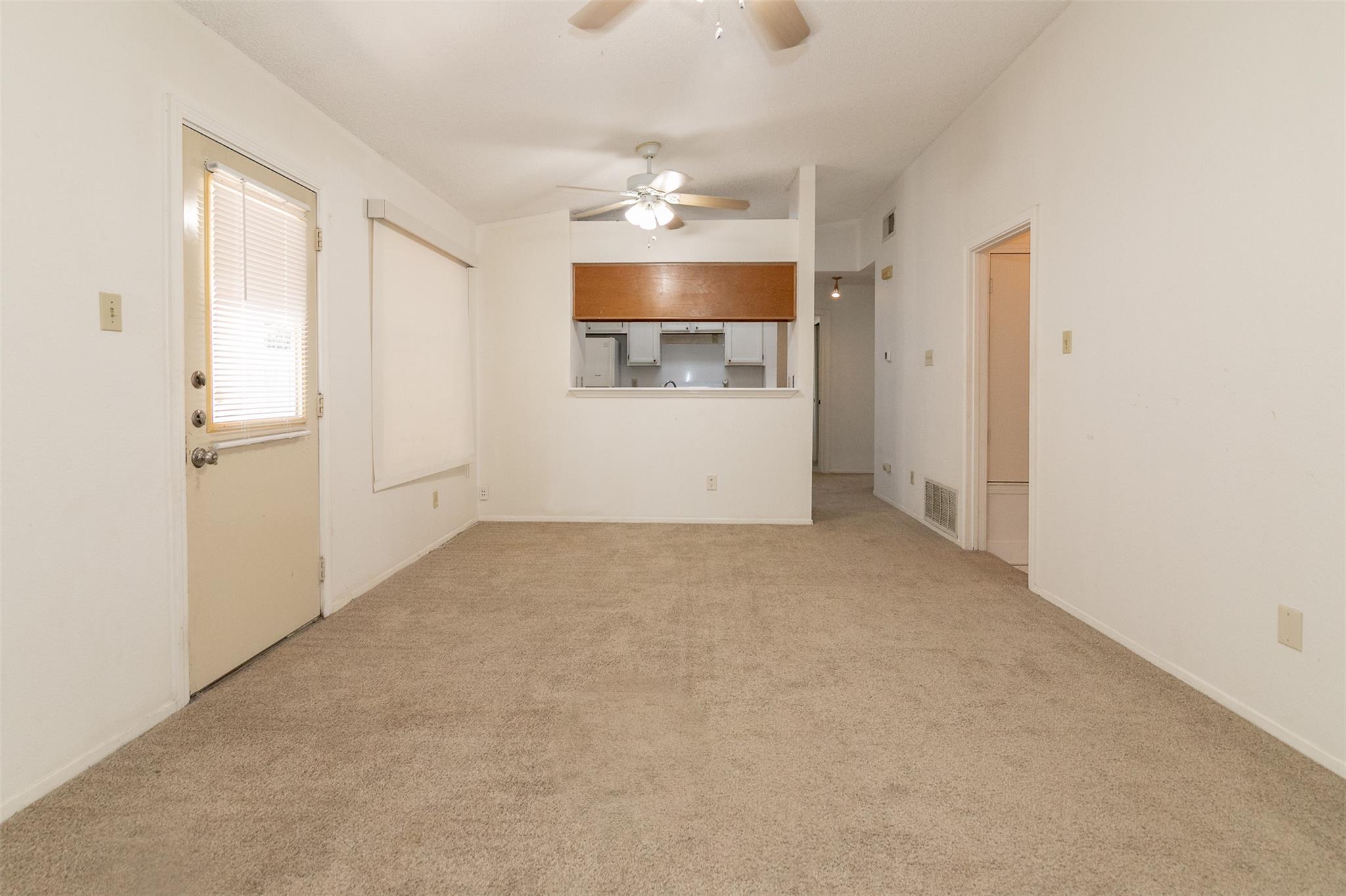10517  ARCHDALE Dr, photo 3