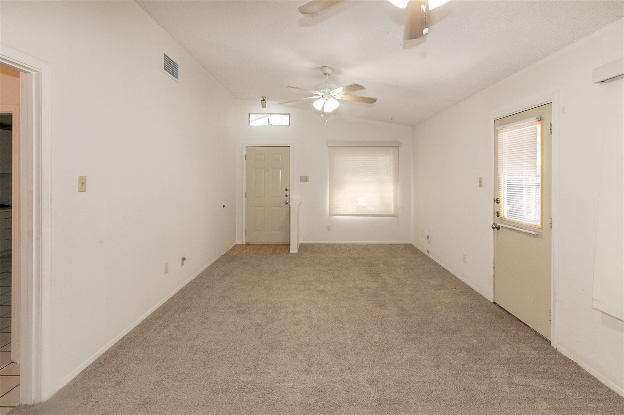 10517  ARCHDALE Dr, photo 4