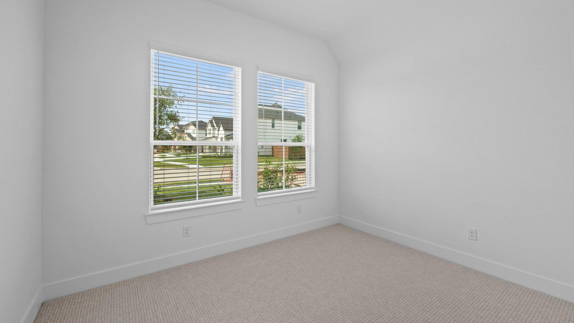 17616  Rolling Dr, photo 2