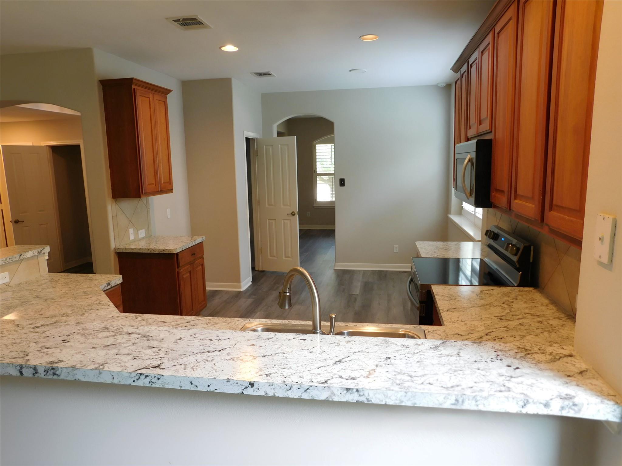 2670  RAVENWOOD Dr, photo 11