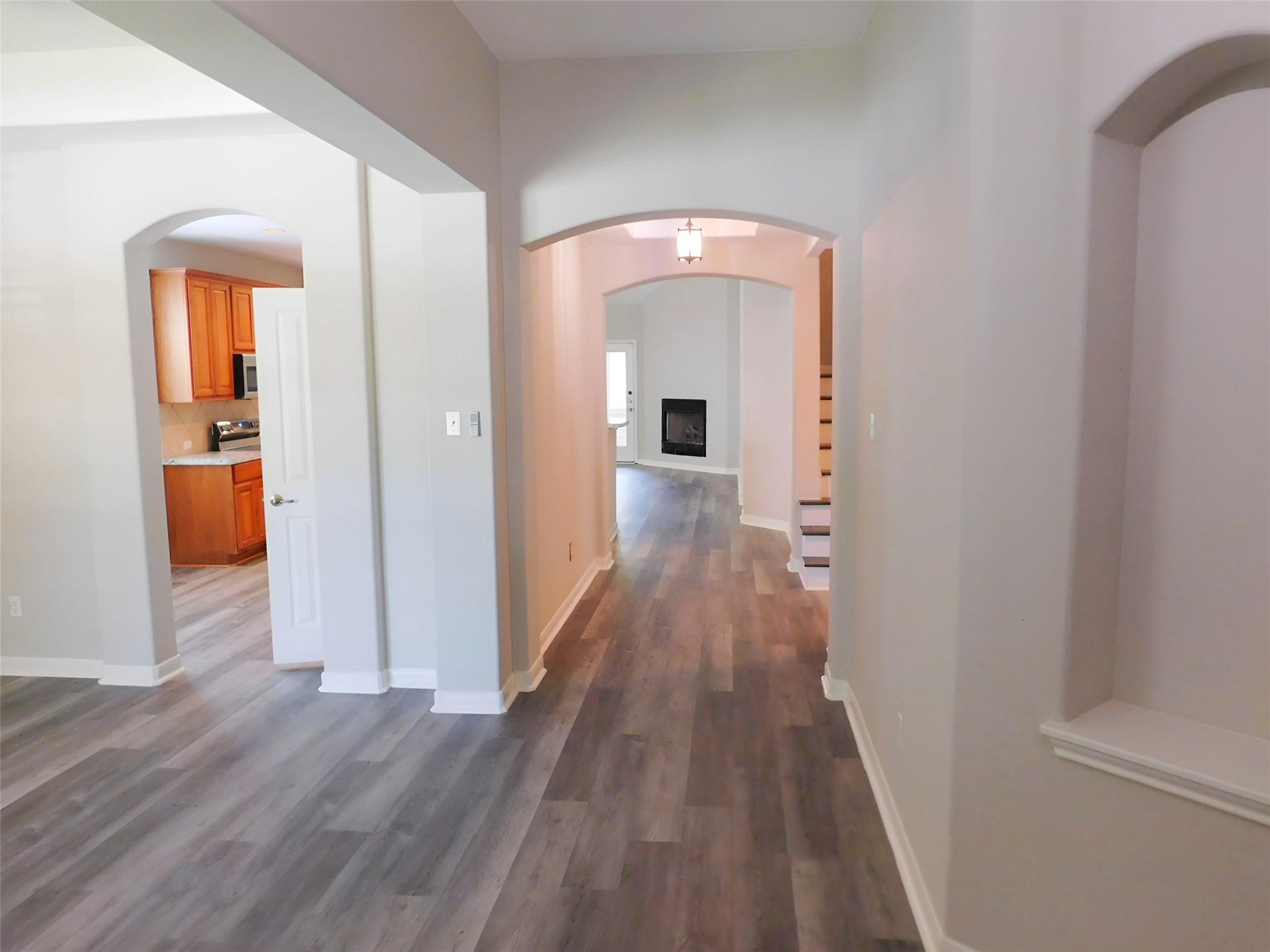 2670  RAVENWOOD Dr, photo 4